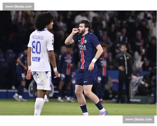 法甲巨头巴黎圣日耳曼，欧冠征途再添新勇士！