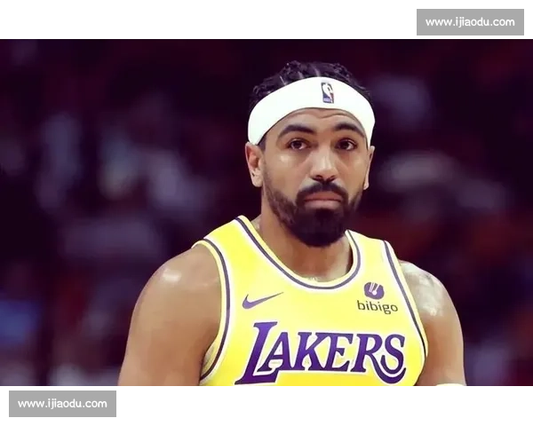 太阳Phoenix！布克神勇发挥，湖人能否顶住太阳的进攻风暴