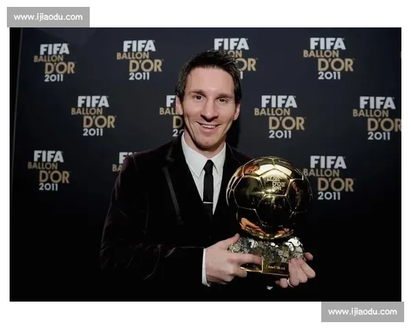 网友炸锅！金球奖颁奖引发热议，你支持谁的获奖